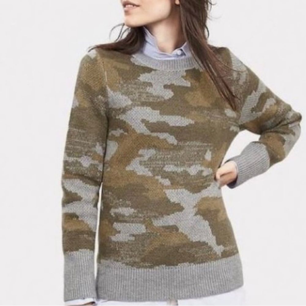 Banana Republic Grey Khaki Green Camo Print Wool Mohair Crewneck Sweater M Chic